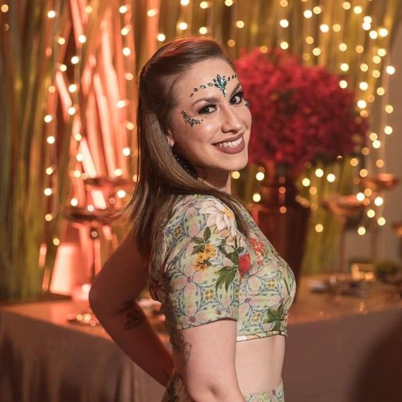 Meet your Posher, Luiza - Picture 1 of 1